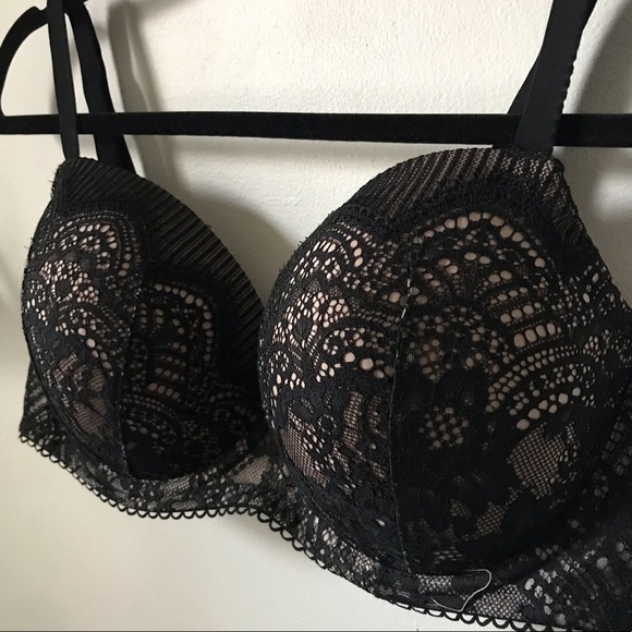 Victoria's Secret Dream Angels Demi Bra - Picture 4 of 15